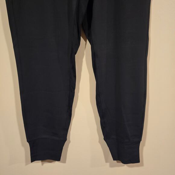 Women's Athleta Black Athletic Jogger Pants Elastic Waist | Size Medium - Picture 4 of 8